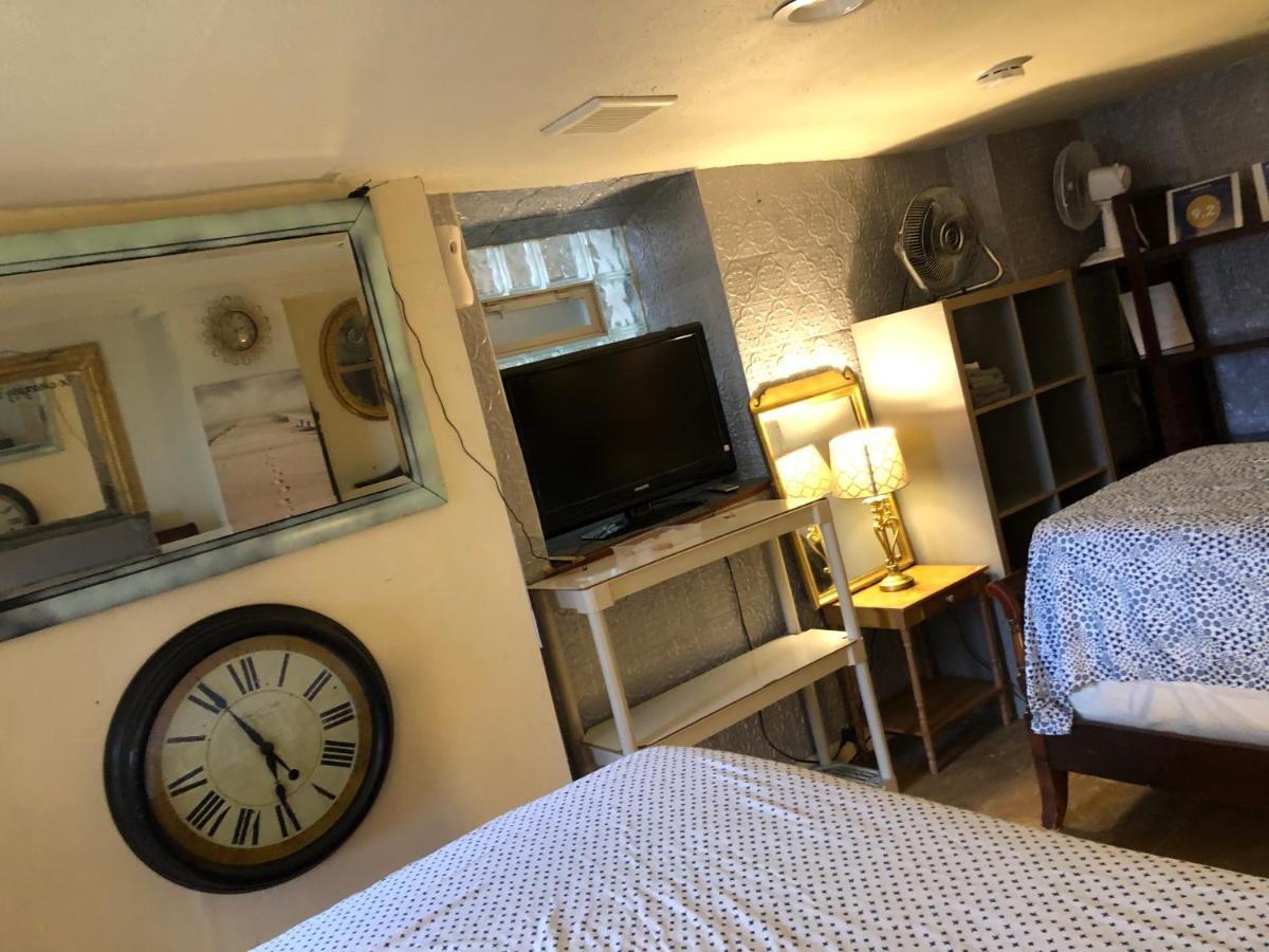 Highland Park Pittsburgh Apartment Bagian luar foto