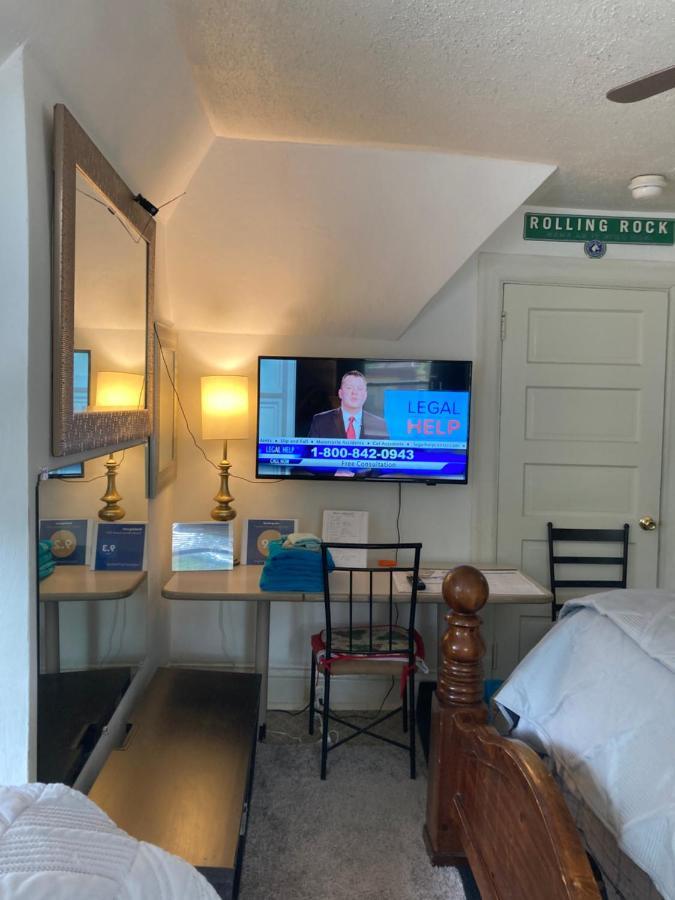 Highland Park Pittsburgh Apartment Bagian luar foto