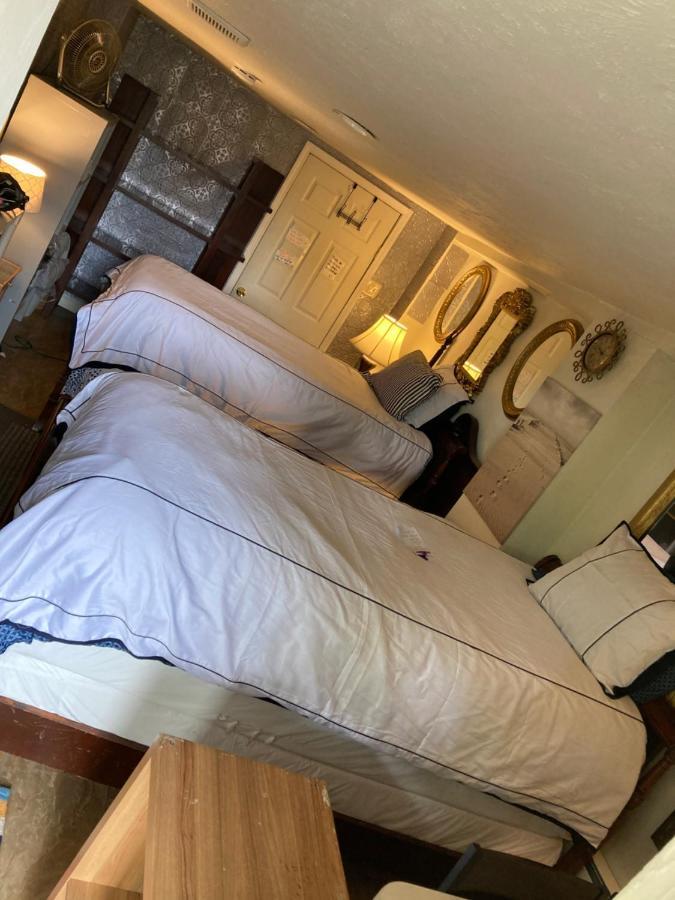 Highland Park Pittsburgh Apartment Bagian luar foto